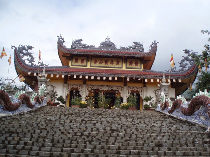 chùa Tòng Lâm Lô Sơn